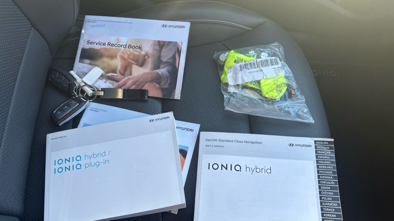 Hyundai IONIQ 1.6 GDi Hybrid Premium SE 5dr DCT Hybrid Hatchback